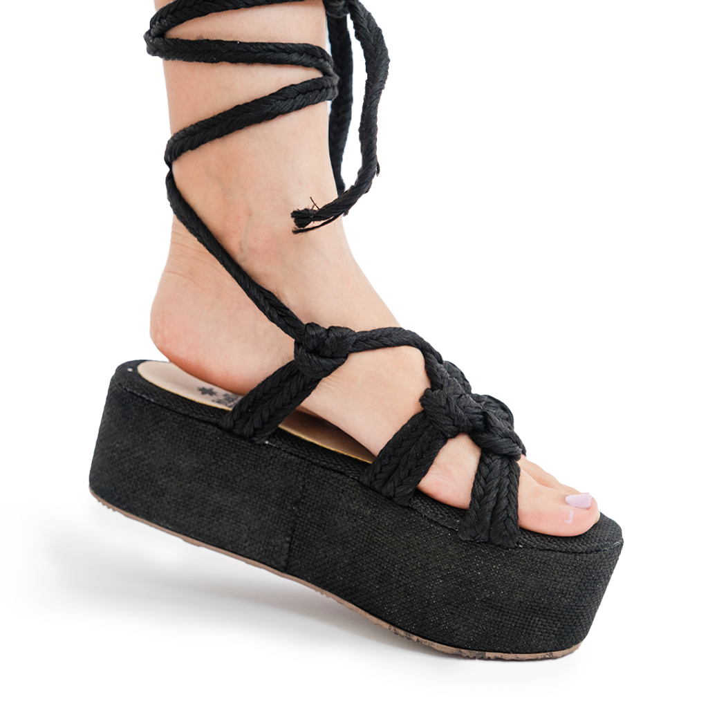 En Tendencia Sandal in Black